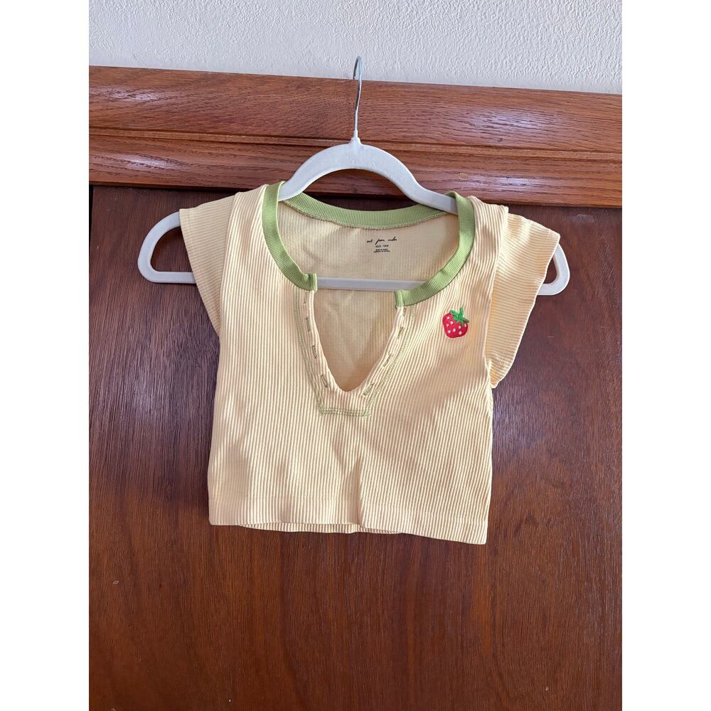 Out‎ From Under Ribbed Baby Tee Crop Top Strawberry Patch XS/S Y2K Style